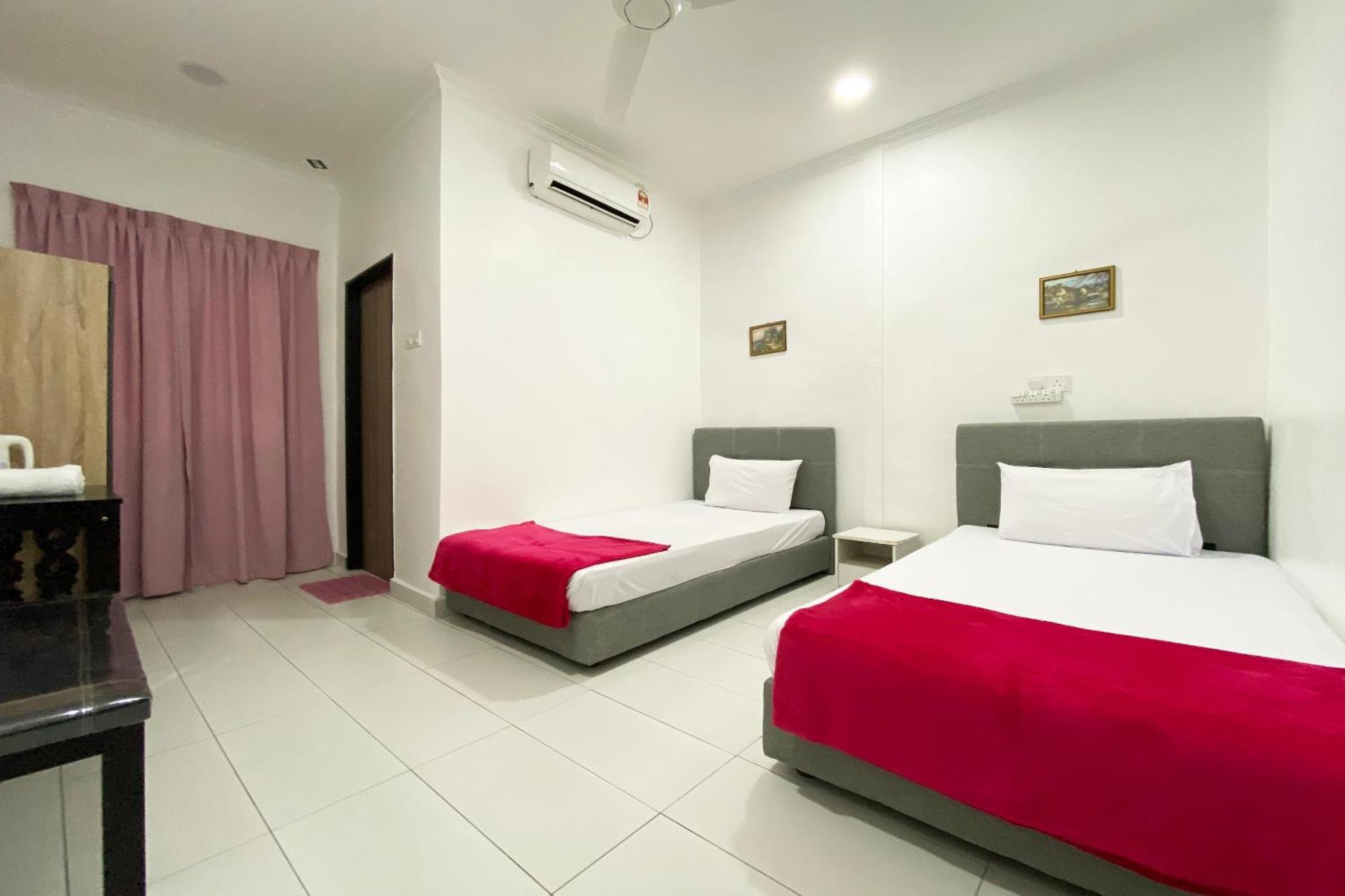 Oyo Home 90230 Dh Residence 古打毛律 外观 照片