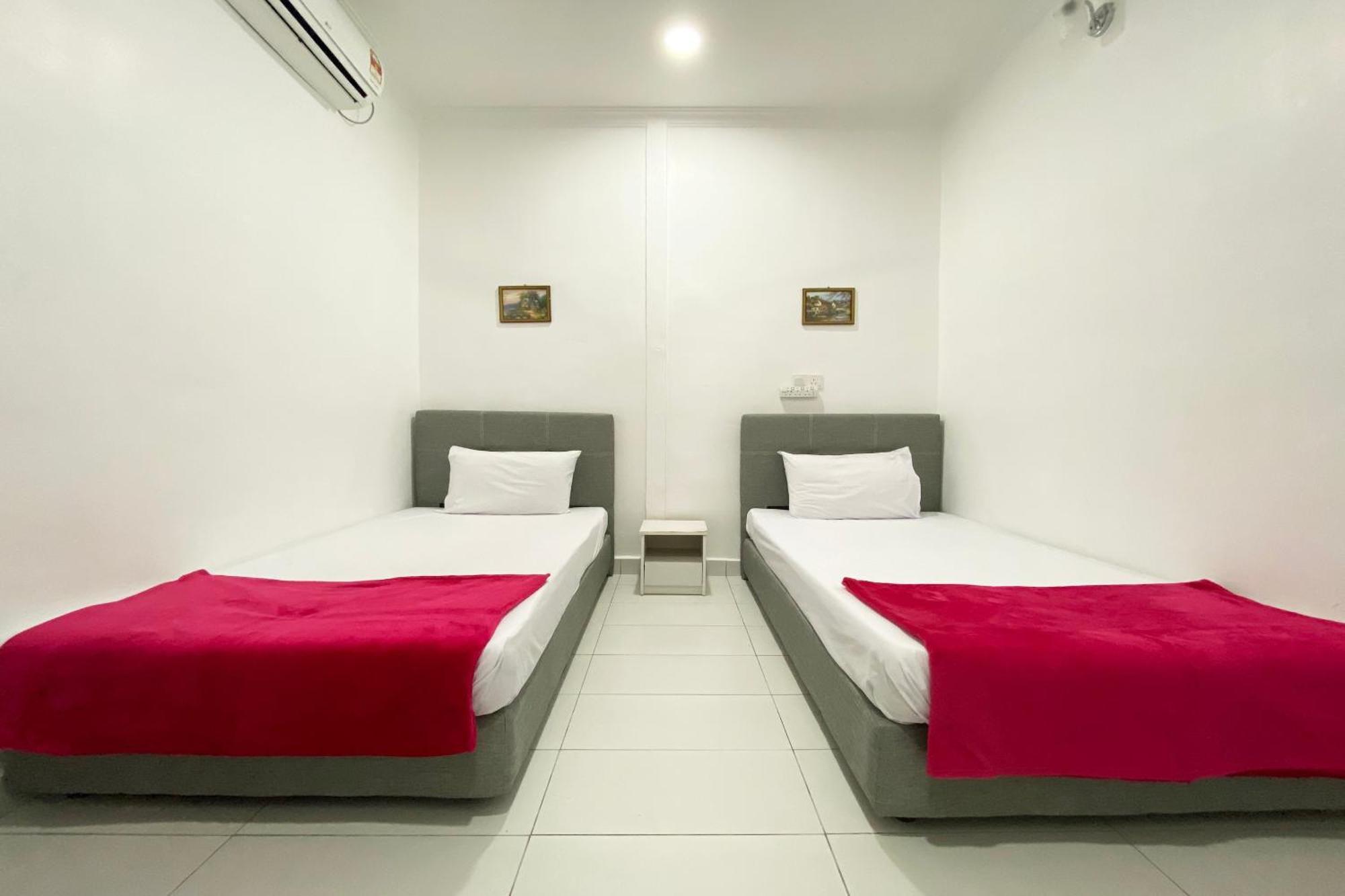 Oyo Home 90230 Dh Residence 古打毛律 外观 照片