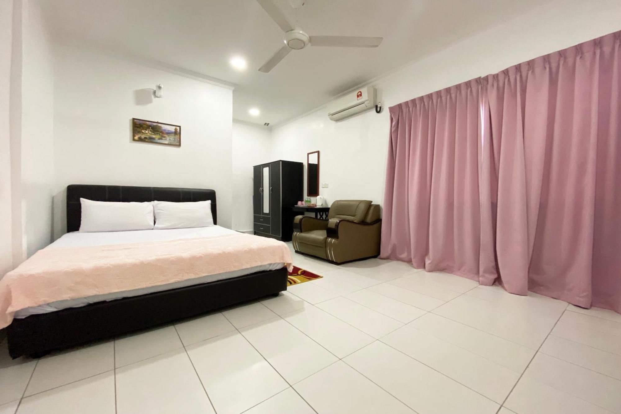 Oyo Home 90230 Dh Residence 古打毛律 外观 照片