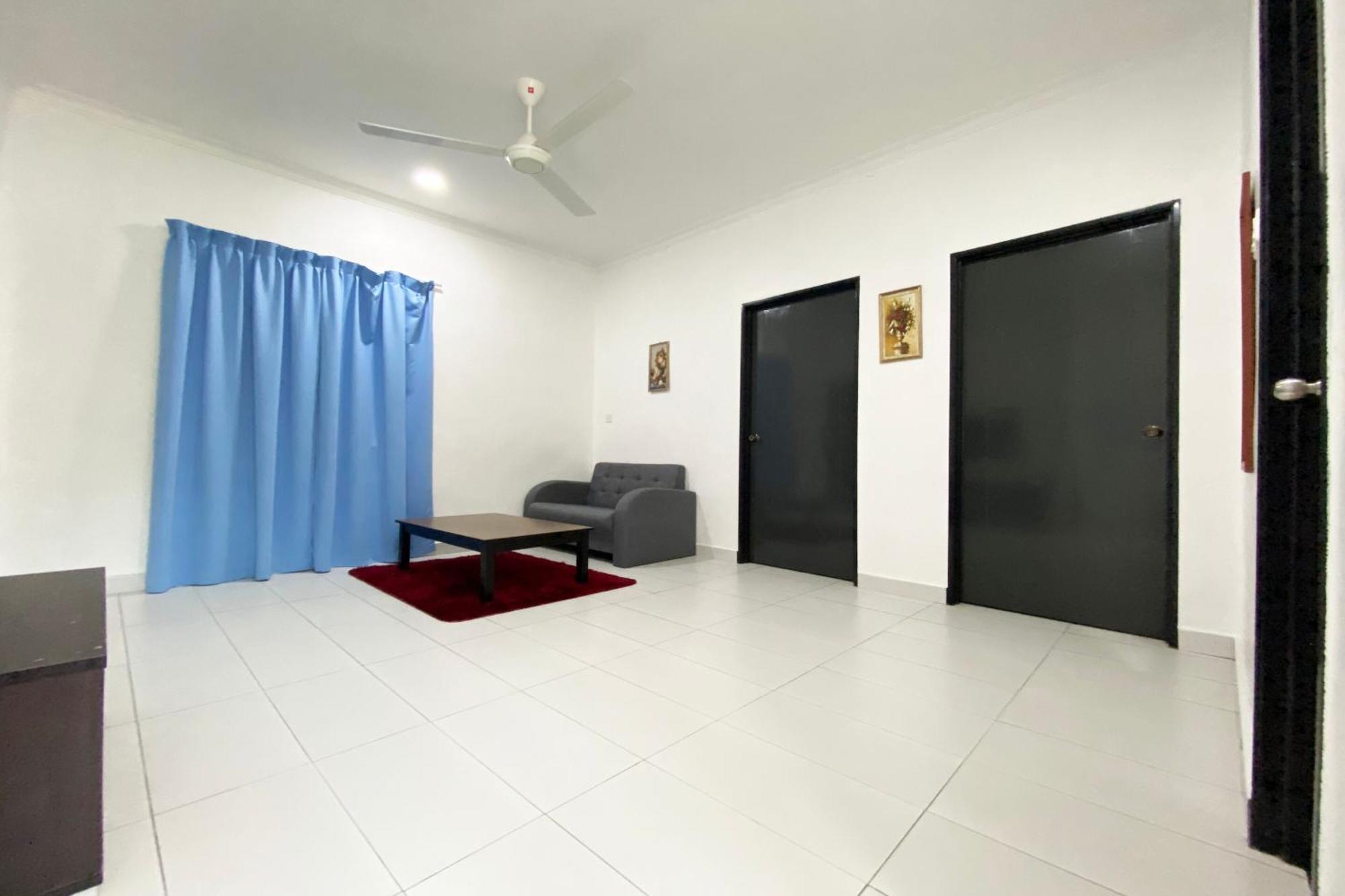 Oyo Home 90230 Dh Residence 古打毛律 外观 照片