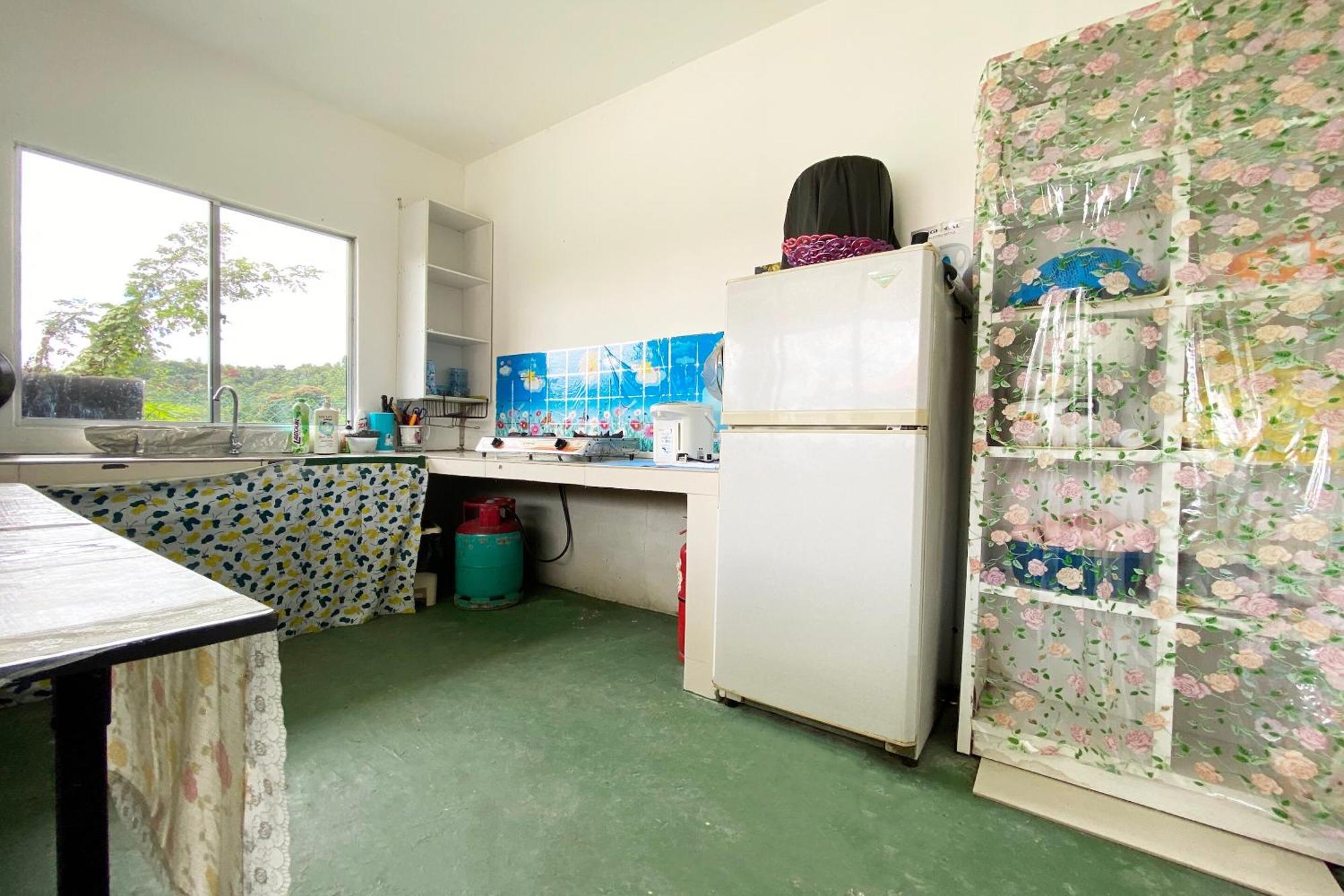 Oyo Home 90230 Dh Residence 古打毛律 外观 照片