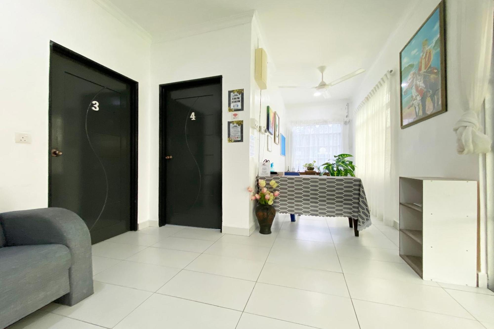 Oyo Home 90230 Dh Residence 古打毛律 外观 照片